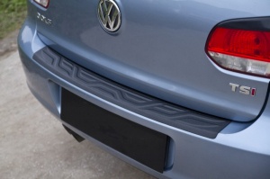 Накладка на задний бампер Volkswagen Golf 6 (2009-2012) | шагрень